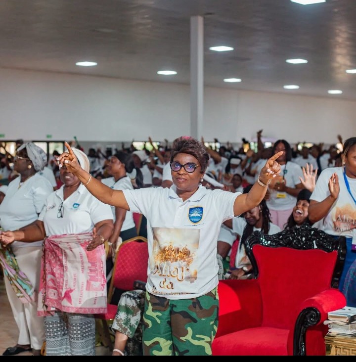 MAIS DE  7.000 MULHERES PARTICIPARAM DA CONFERÊNCIA DE MULHERES DENOMINADA SILÓ REALIZADA PELA IGREJA PENTECOSTAL DE FÉ E LIBERTAÇÃO.